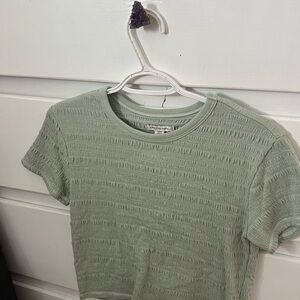 American Eagle Outfitters Green Ribbed Fitted Short Sleeve T-Shirt